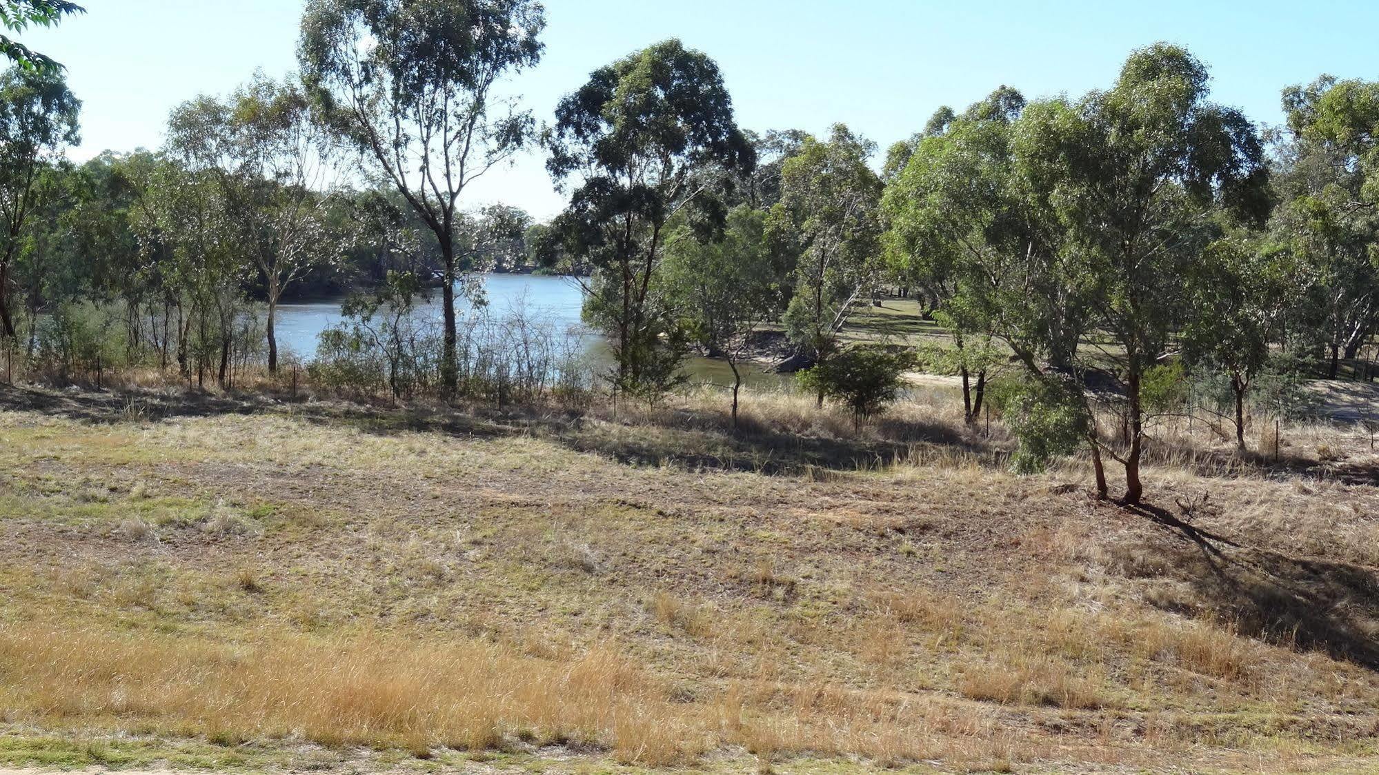 Corowa Golf Club Motel ภายนอก รูปภาพ