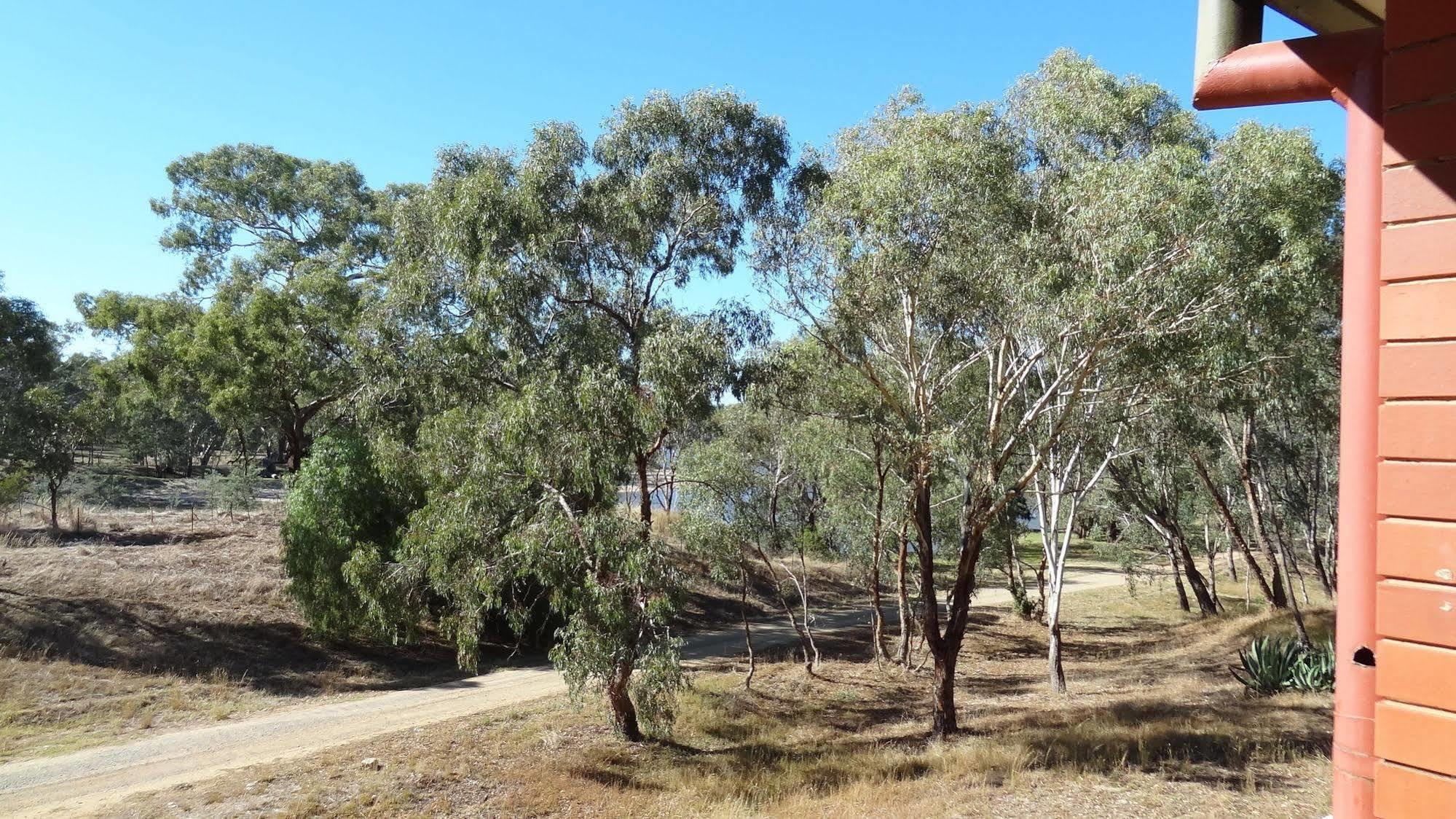 Corowa Golf Club Motel ภายนอก รูปภาพ